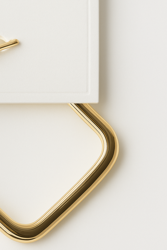 Bold Curve Earings